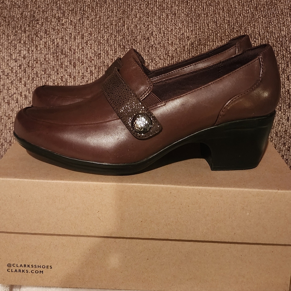 Clarks Women's Emily Andria Brown Leather Loafers Shoes 9 M NEW
